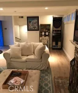 1617 W Balboa Boulevard, Newport Beach, California 92663