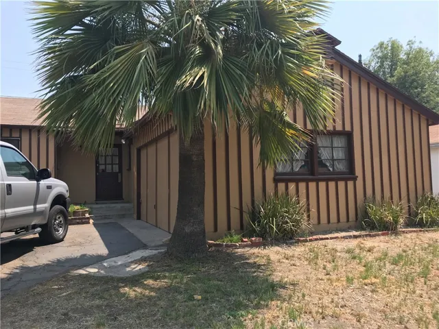 9822 Natick Avenue, North Hills, California 91343