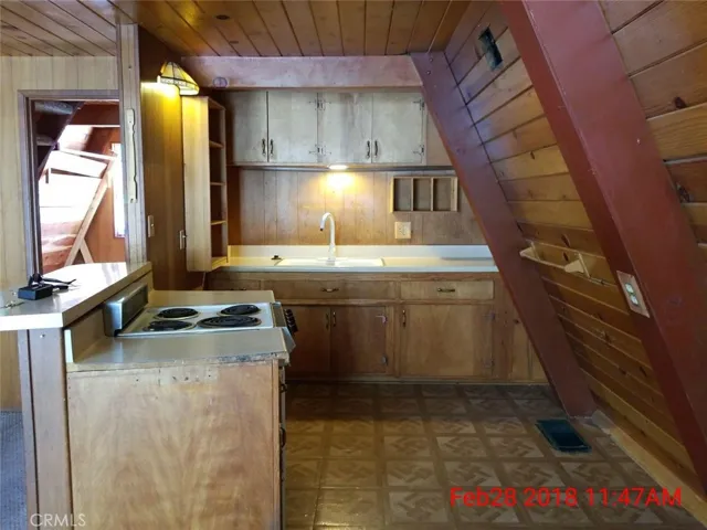 33313 Iris Drive, Green Valley Lake, California 92341
