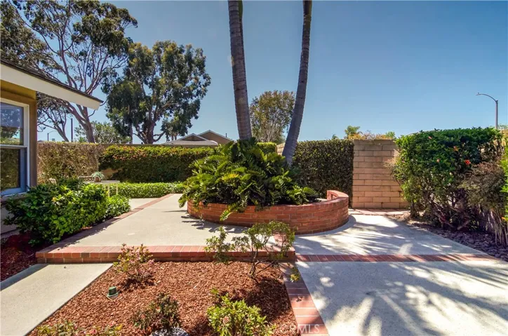 This could be an amazing outdoor room and wraps around to incorporate large side and rear yards.