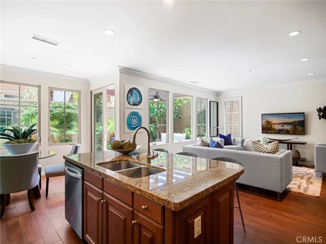 62 Bianco, Irvine, California 92618