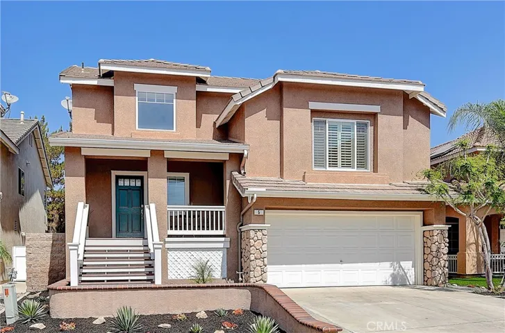 Wonderful curb appeal and prime end of cul de sac location.

