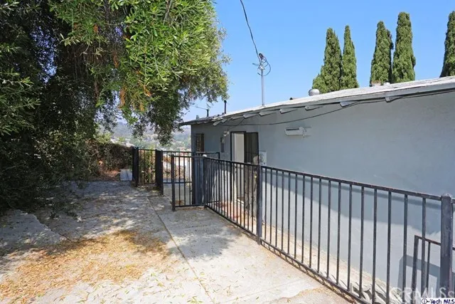 3239 Betty Drive, El Sereno, California 90032