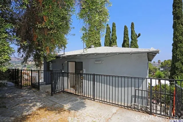 3239 Betty Drive, El Sereno, California 90032