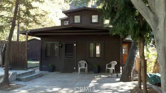 538 Brookside Lane, Sierra Madre, California 91024