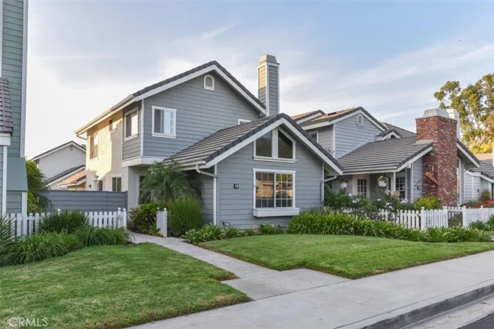 8 Seawind, Irvine, California 92614