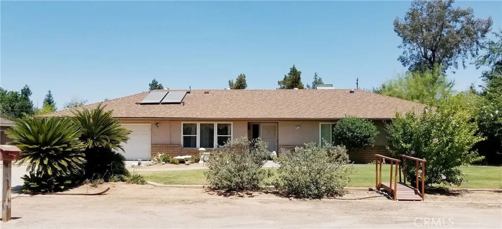 36271 Cloverleaf Avenue, Madera, California 93636