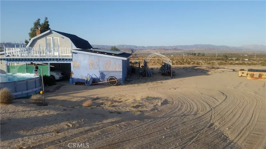 3935 Desert Heights Drive, 29 Palms, California 92277
