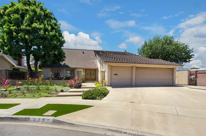 2797 Vireo Circle, Costa Mesa, California 92626