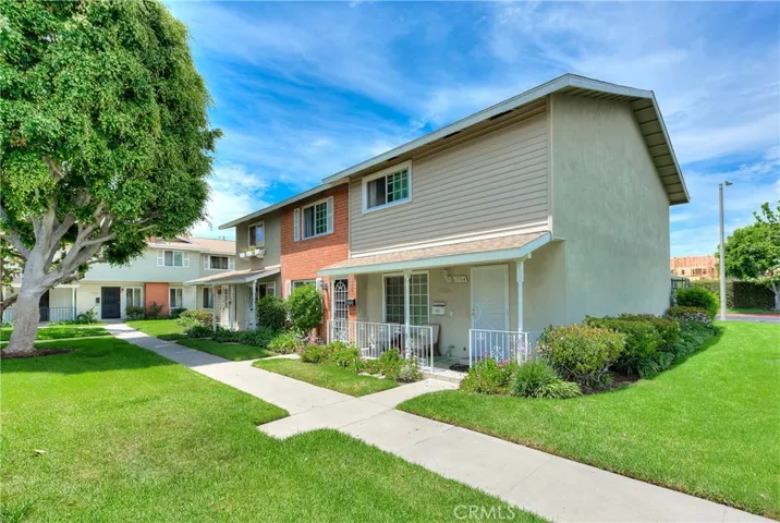 11960 Gloxinia Avenue, Fountain Valley, California 92708