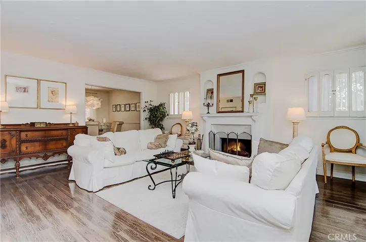 Now this is a living room that you will use and enjoy!