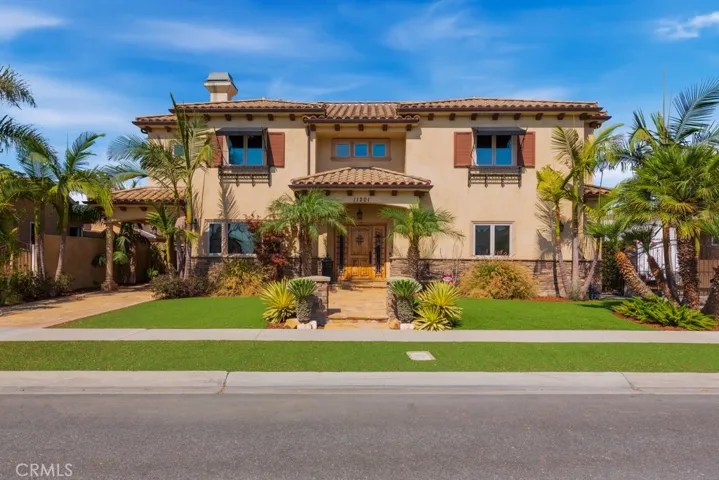 11201 Midway Drive, Los Alamitos, California 90720