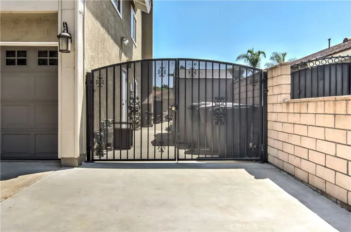 Additional gated RV space gives you even more options for storage or parking.