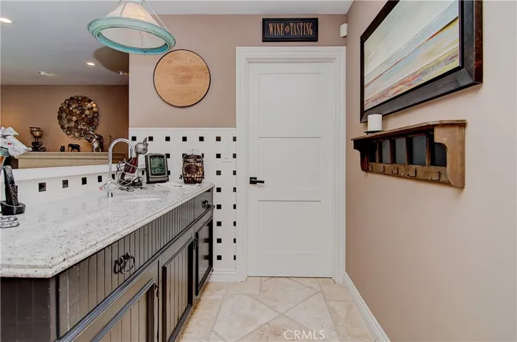 ...and let the party begin! This wet bar area is another Special Feature!