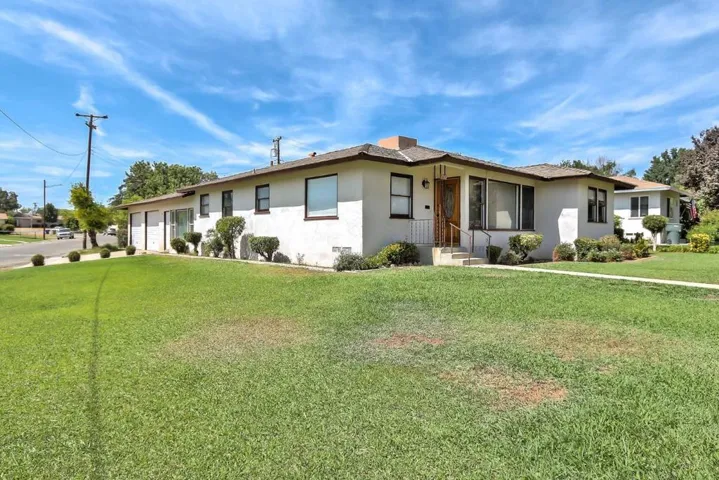2901 Olympic Drive, Bakersfield, California 93308
