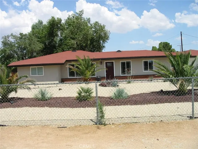 12915 Osage Road, Apple Valley, California 92308