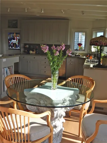 31182 Monterey Street, Laguna Beach, California 92651