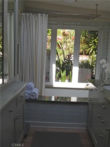 31182 Monterey Street, Laguna Beach, California 92651