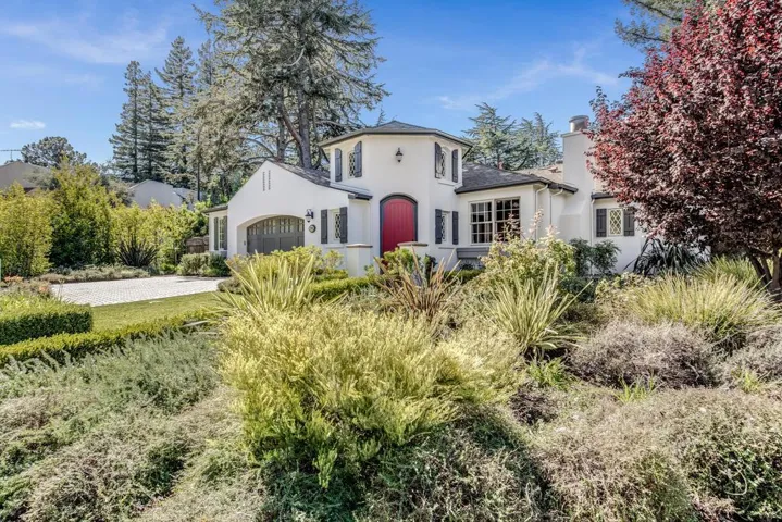 233 W Edith Avenue, Los Altos, California 94022