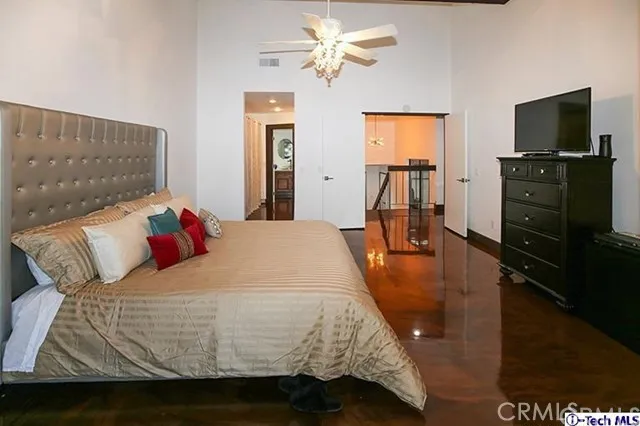 Bedroom #1 - Master (upstairs)