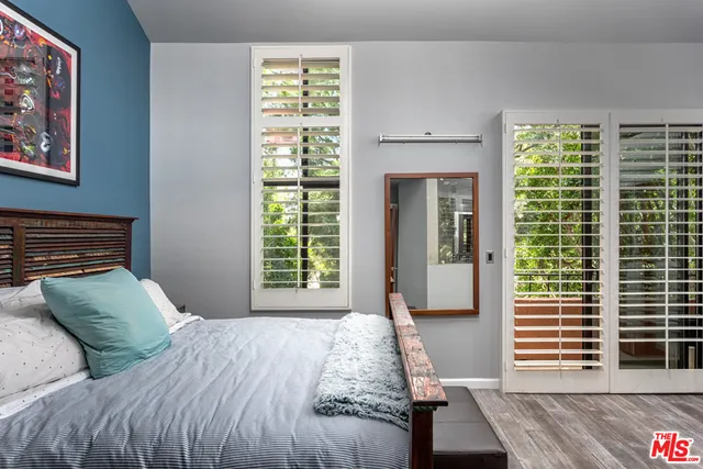 800 Westmount Drive 2, West Hollywood, California 90069