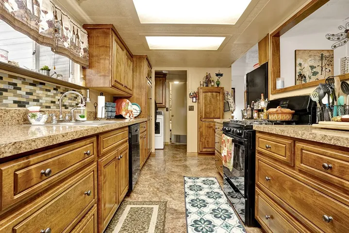 15181 Van Buren Boulevard 174, Riverside, California 92504