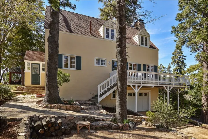 379 Mittry Lane, Lake Arrowhead, California 92352