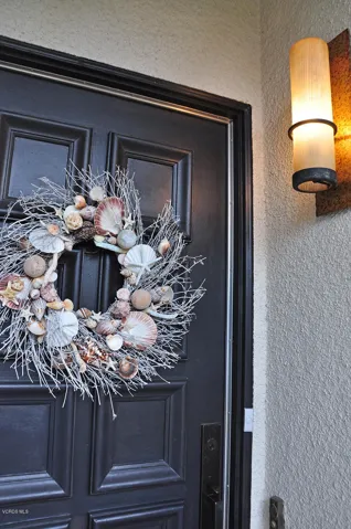 frontdoor_2