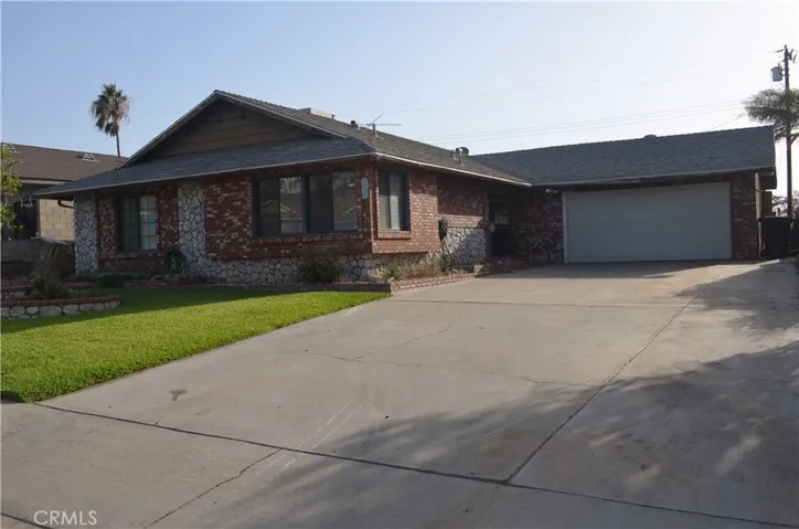 3446 Hillview Drive, Riverside, California 92503