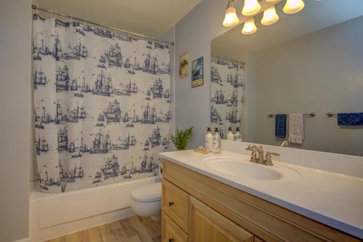 249 Elm Street 104, San Mateo, California 94401