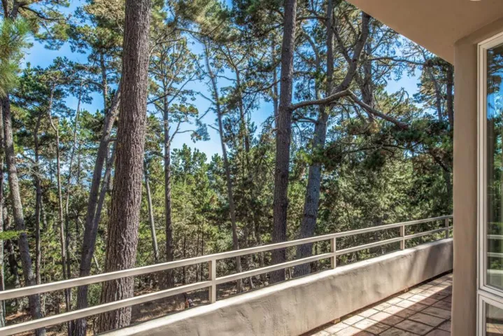 4043 Costado Road, Pebble Beach, California 93953