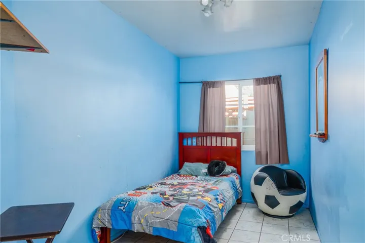 8442 San Luis Ave, South Gate, California 90280