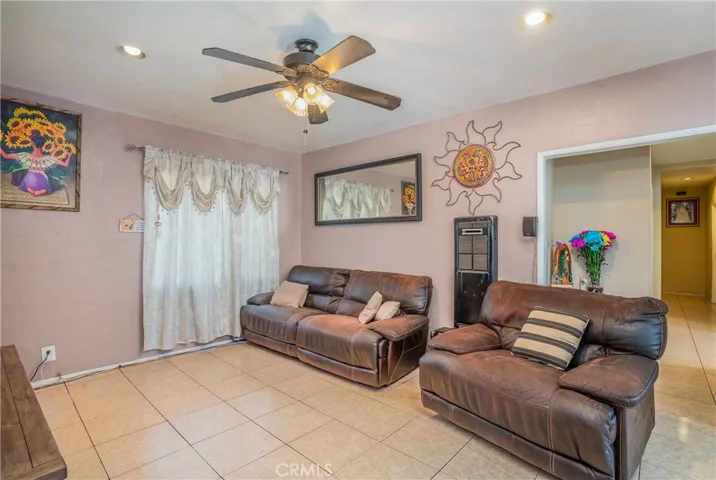 8442 San Luis Ave, South Gate, California 90280