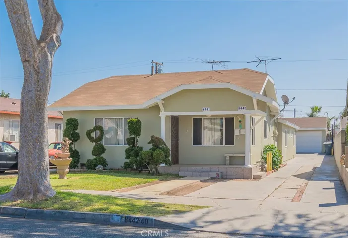 8442 San Luis Ave, South Gate, California 90280