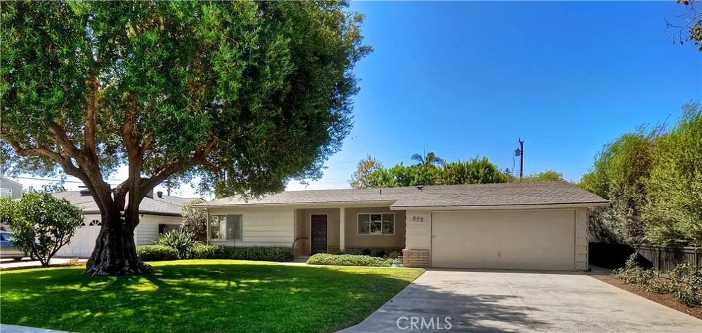 485 Walnut Place, 'Eastside' Costa Mesa