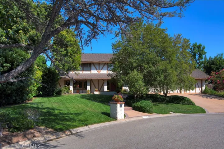10132 Squires Circle, Villa Park, California 92861