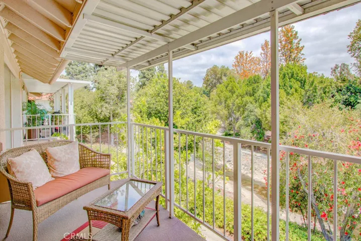926 Avenida Majorca O, Laguna Woods, California 92637