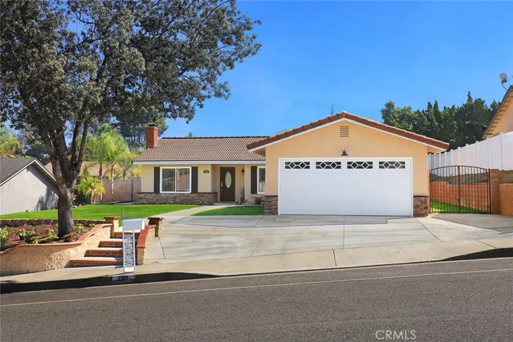 320 N Prospectors Road, Diamond Bar, California 91765
