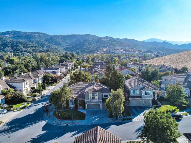 7053 Huntsfield, San Jose, California 95120