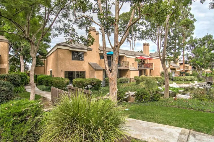 7892 Northlake Drive Unit 113, Huntington Beach, California 92647