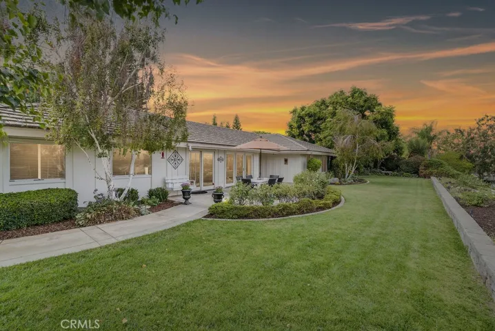 5701 Via Cuesta, Riverside, California 92506
