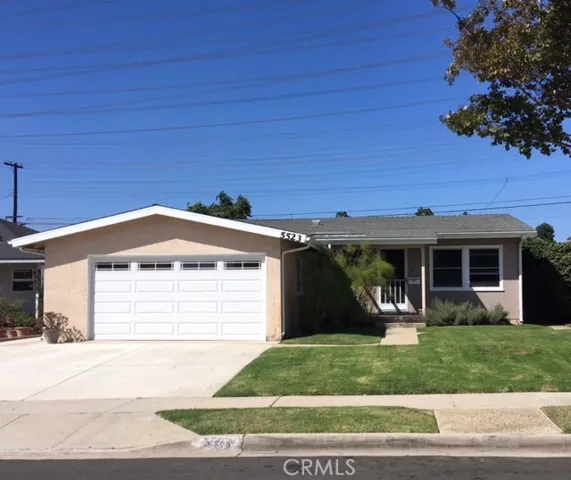 Clean curb appeal.