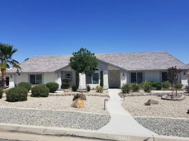 16707 Kasson Road, Apple Valley, California 92307