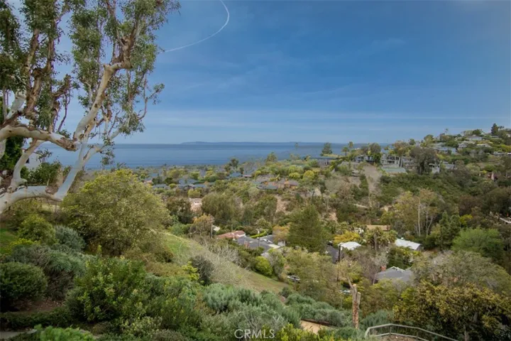 1036 Van Dyke Drive, Laguna Beach, California 92651