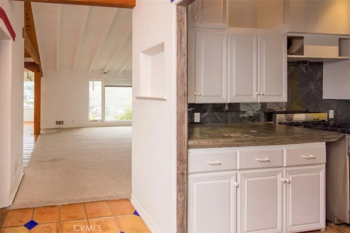 1036 Van Dyke Drive, Laguna Beach, California 92651