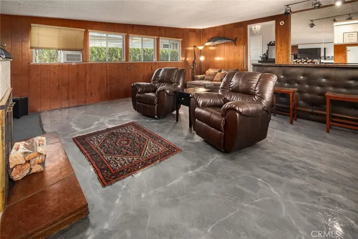 25308 Woodward Avenue, Lomita, California 90717