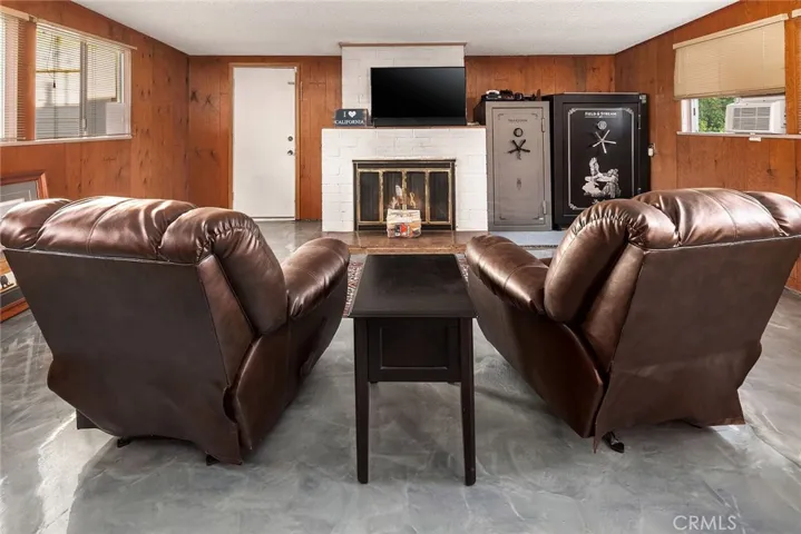 25308 Woodward Avenue, Lomita, California 90717