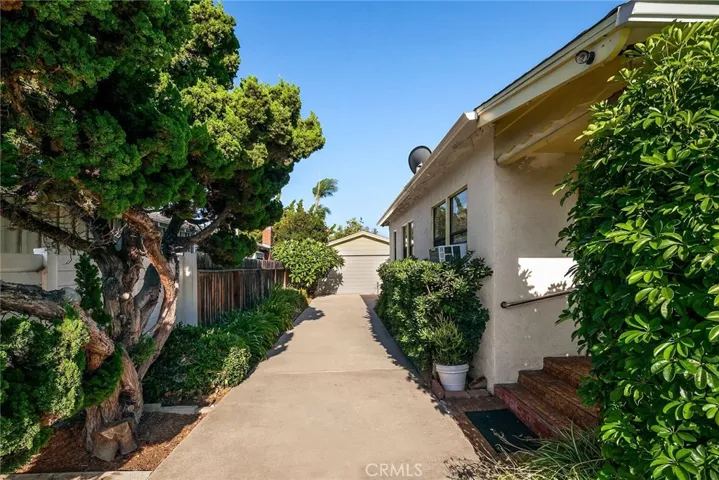 25308 Woodward Avenue, Lomita, California 90717
