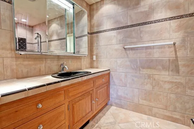 635 Paseo De La Playa 101, Redondo Beach, California 90277