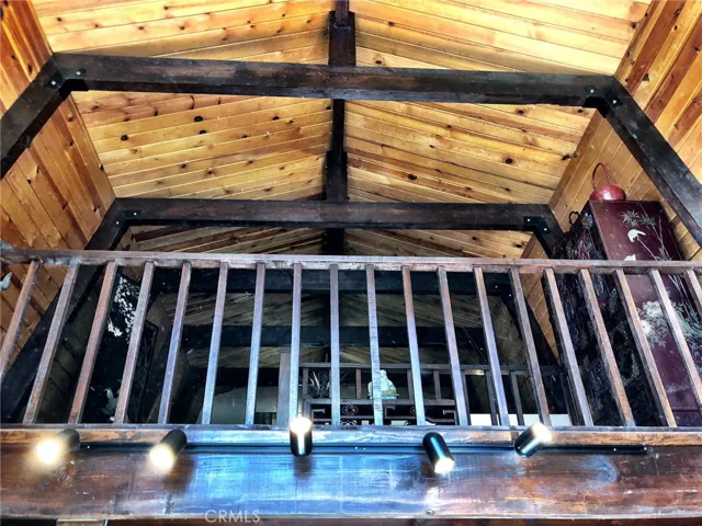 LOFT BEDROOM ABOVE
